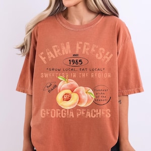 Farm Fresh  Georgia Peaches Farmers Market Comfort Colors T-shirt, Vintage Fruit Tee, Gardener Gift tshirt, Support Grow local farmer top