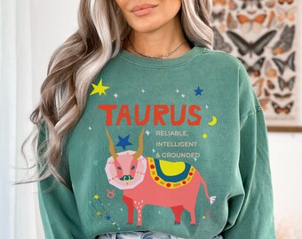 Taurus Zodiac Comfort Colors Sweatshirt, Astrology Birth Sign Sweater, Horoscope Birthday Gift Shirt,  Bday Celestial Crewneck jumper