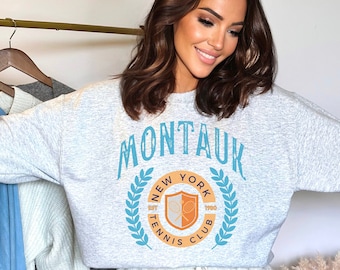 Retro Montauk Tennis Club Sweatshirt East Hampton Long Island Sweater Hamptons New York Vacation Shirt Girls trip Crewneck Gift