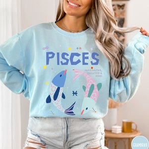 Pisces Zodiac Comfort Colors Sweatshirt, Astrology Birth Sign Sweater Horoscope Shirt Birthday Gift  Bday pullover Celestial Crewneck jumper