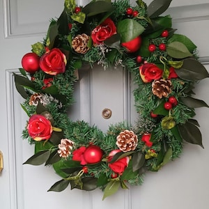 Christmas Wreath, xmas wreath, Rose wreath, wreath for front door, red bauble wreath, wreath with baubles, artificial wreath