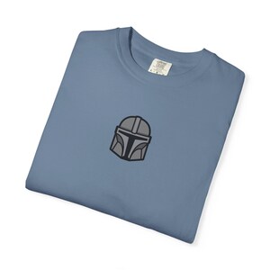 Minimalist Mandalorian Helmet T-Shirt | Beskar Armor, Star Wars Gift image 2