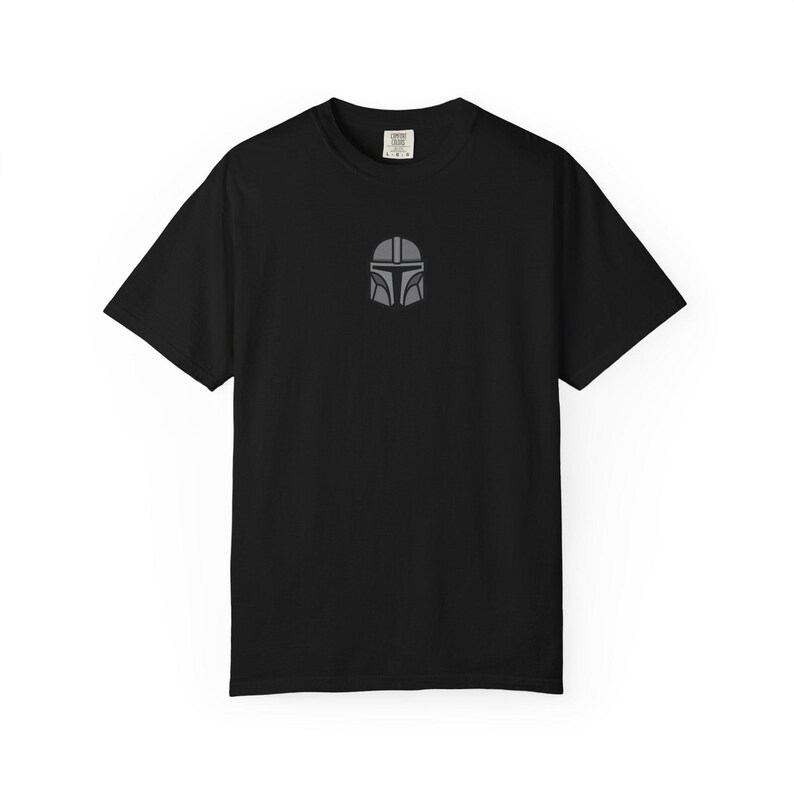 Minimalist Mandalorian Helmet T-Shirt | Beskar Armor, Star Wars Gift image 6