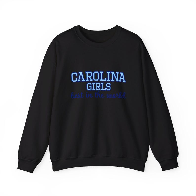 UNC Chapel Hill - Carolina Girls, best in the world - uniseks sweater met ronde hals en zware mix afbeelding 2