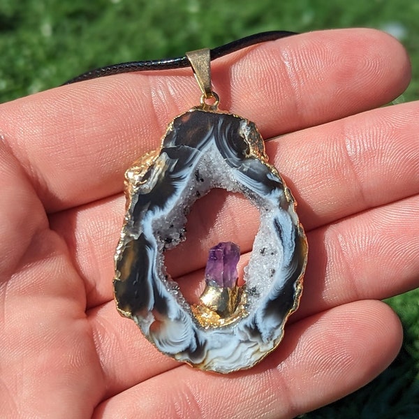 Agate Geode Necklace with amethyst point. soldered. Crystal Necklace.
