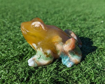 Yellow Agate Frog (Dyed) 4"  large Unique and beautiful frog to give as giift.  Crystal Frog.