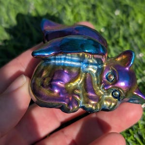 Aura Obsidian Angel Cat Carving, 2.25&quot; Crystal Cat carving, Cat Crystal. Cat memorial, Cat with wings.