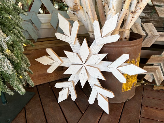 Reclaimed Wooden Snowflake 23 