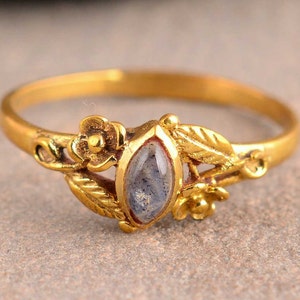 Labradorite Gold Daisy Flower Ring: Brass Floral Jewelry