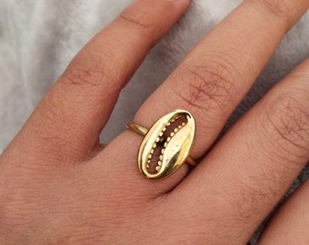 Bague Vintage Coquillage Nacré Oblongue Bombée - Taille 57 - Multicolore Années 80