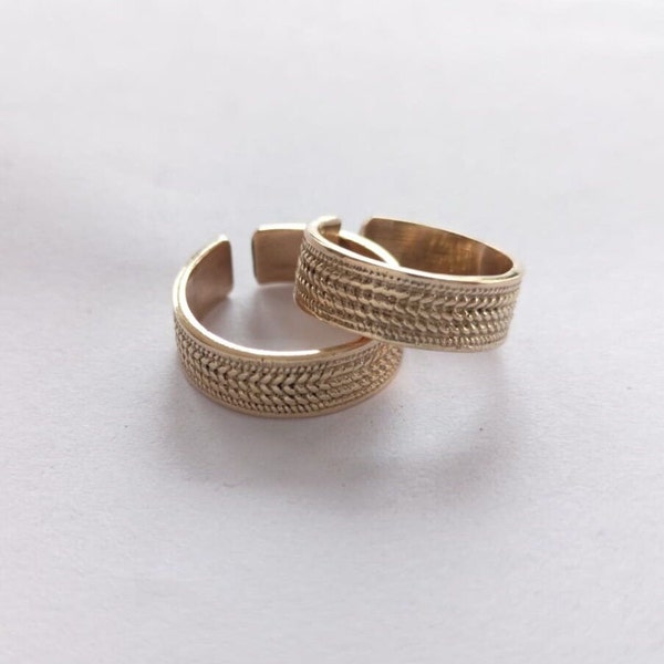 Anillo ajustable para el dedo del pie de latón macizo