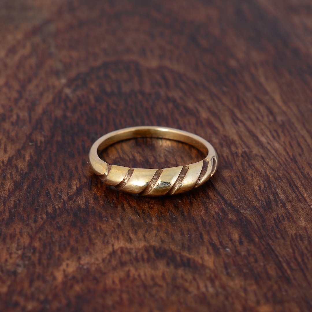 Brass Croissant Ring: Chunky Gold Twist Ring - Etsy