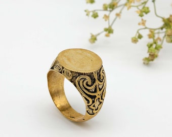 Block Monogram Brass Signet Ring: Personalized Jewelry