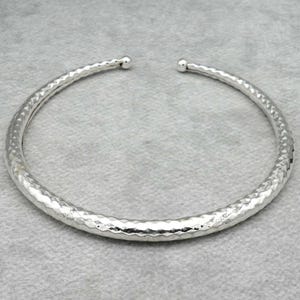 Matte Silver Choker Necklace: Minimalist Brushed Open Collar