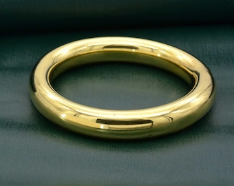 Chunky guldmässingsarmband: Modernt statement-armband