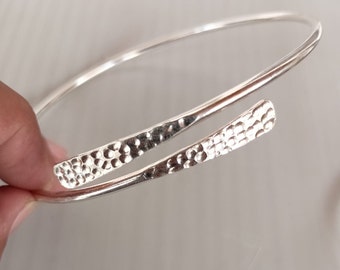 Silver Upper arm bracelet / Cuff / Top arm band / Hammered jewellery / Handmade / Bohemian/ Boho / Ethnic / Unique design