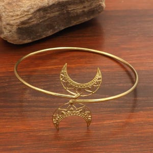 Crescent Moon & Star Gold Adjustable Upper Arm Cuff in Brass