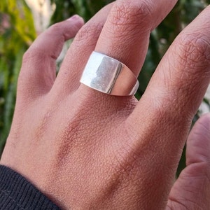 Anéis personalizados para mulheres Anel de sinete de prata para mulheres Presente personalizado para ela Jóias da moda Anel de sinete retangular para homens Presentes artesanais