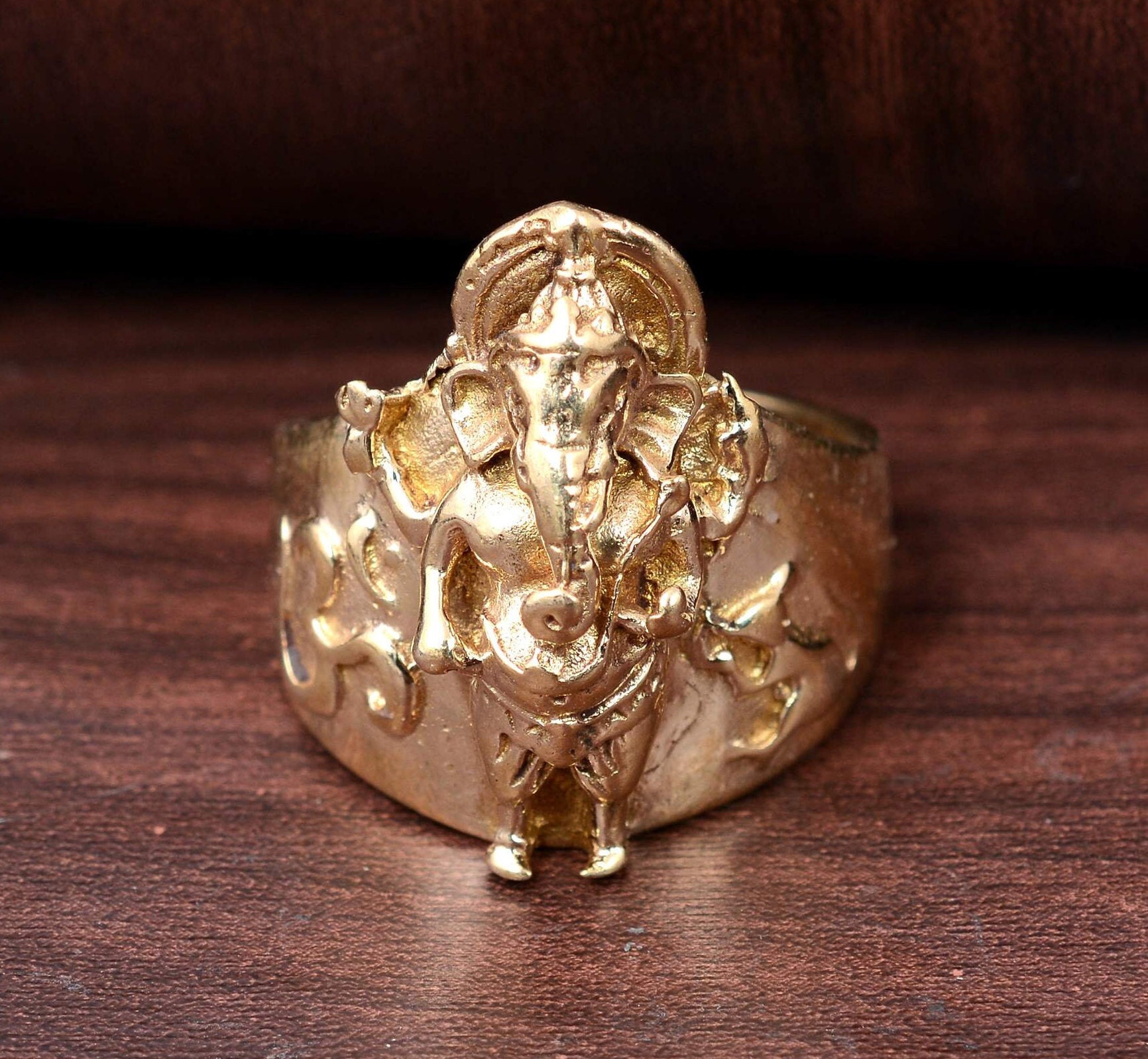 Lord Ganesha Ring in 14k Solid Gold - Gleam Jewels