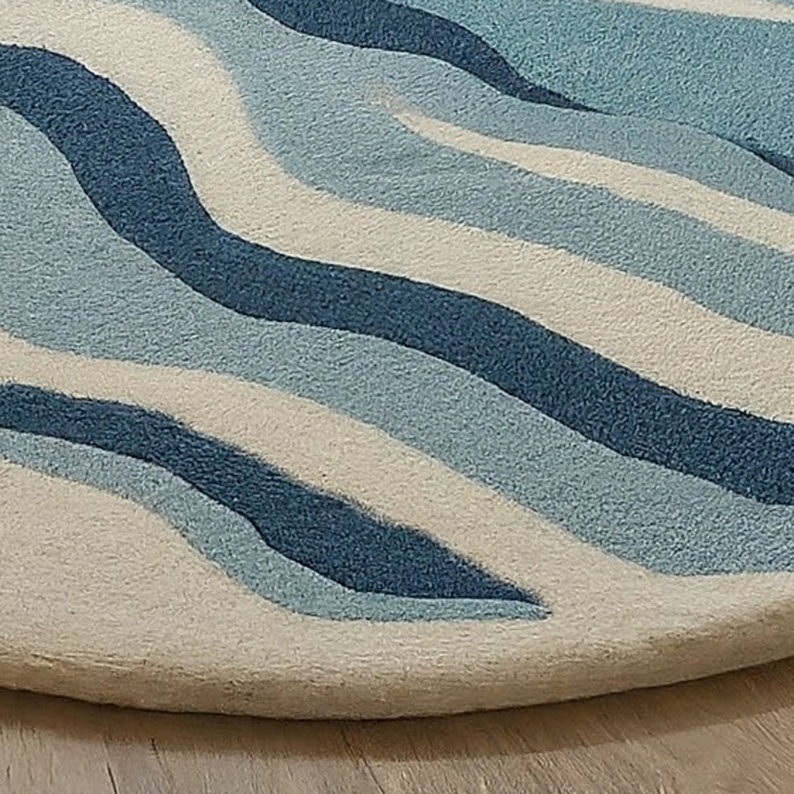 100% Wool Rug Handcrafted Tufted Sea Wave Pattern, Elegant Wool Rug for ...