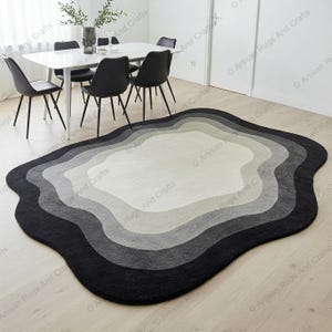 Hand-Tufted Wool Rug: Black Wavy Border, Elegant Home Decor
