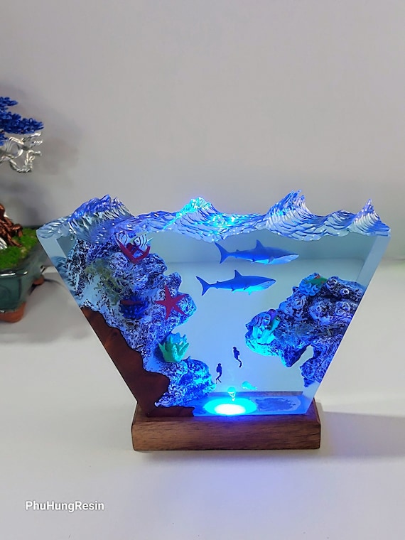 レジンアートランプ：LED付きサメとヒトデの海のジオラマ - Etsy 日本