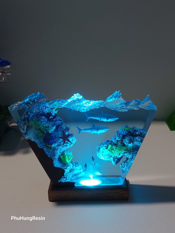 レジンアートランプ：LED付きサメとヒトデの海のジオラマ - Etsy 日本
