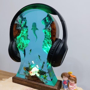Great whale shark resin lamp. Resin Art Lamp, Crystal Lights, Best Gifts, Ocean Adventures, Deep Sea Wonders, Unique Crafts, Gifts from sea.