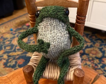 Dark Green Nordic wool hand knitted pocket therapy frog with pale green tummy