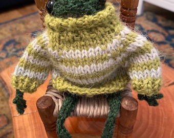 Lime and off white alpaca soft hand knitted frog jumper