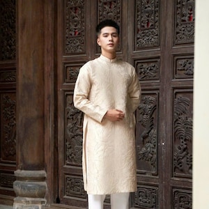 Modern Men&#39;s Taffeta Ao Dai: Vietnamese Long Dress
