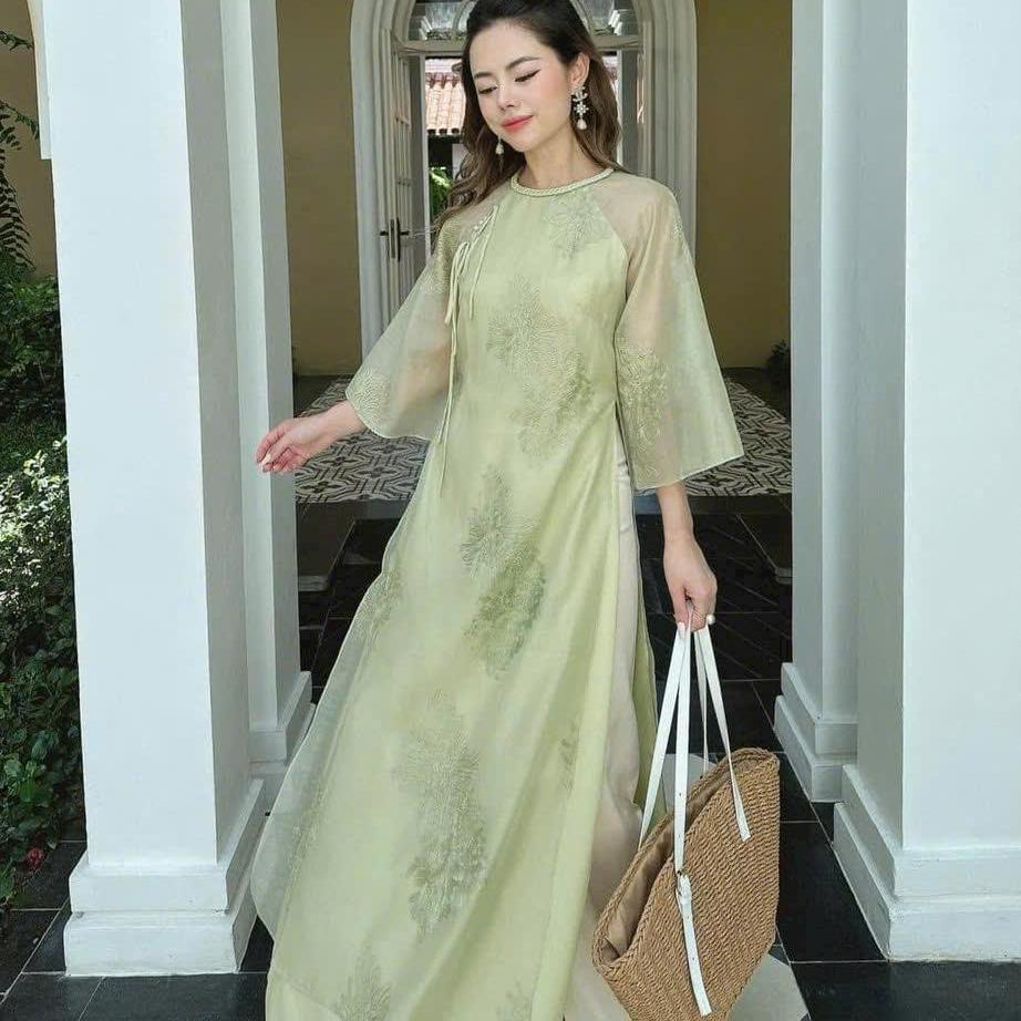 Vietnamese Ao Dai Dress | Light Green Traditional Silk Long