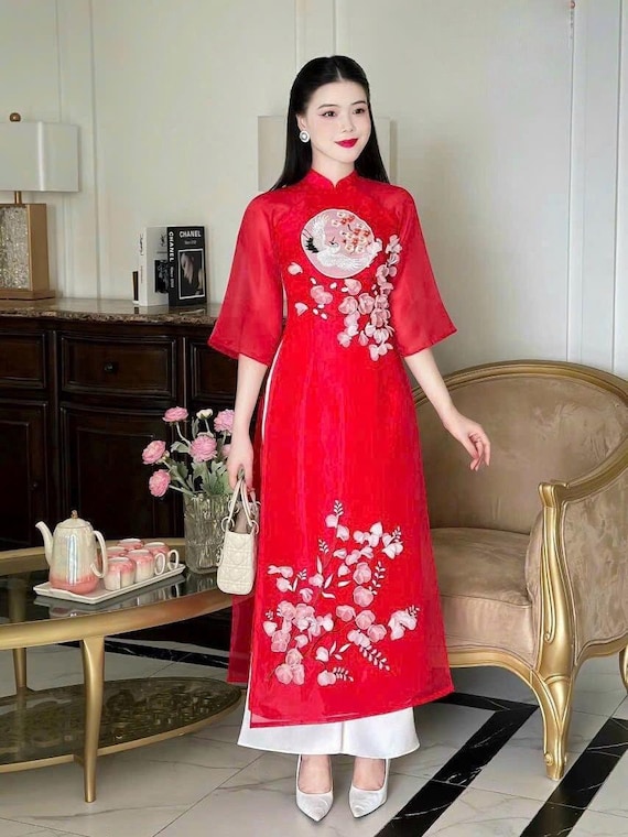 Red Silk Ao Dai: Modern Vietnamese Dress - Lunar New Year - Etsy