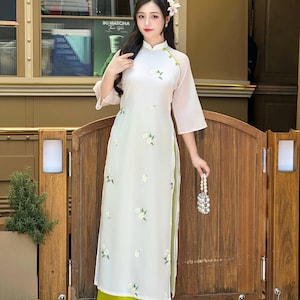 White Ao Dai with Wide Sleeves | Vietnamese Modernized Dress | Wedding Vietnamese | Ao dai For Special Events | Ao Dai up to 10X