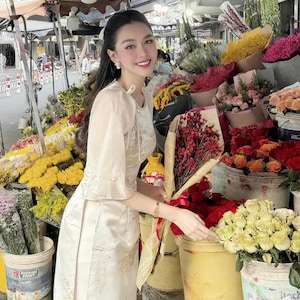 Luxury Cream Ao Dai With Sheer Sleeves | Pre-made Modernized Ao Dai | Ao Dai For Bridesmaids | Vietnamese Dress For Women | Ao Dai For Tet