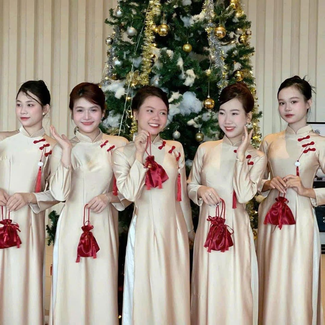 Ngọc Trai Silk Ao Dai Bridesmaid | Ao Dai Women | Ao Dai