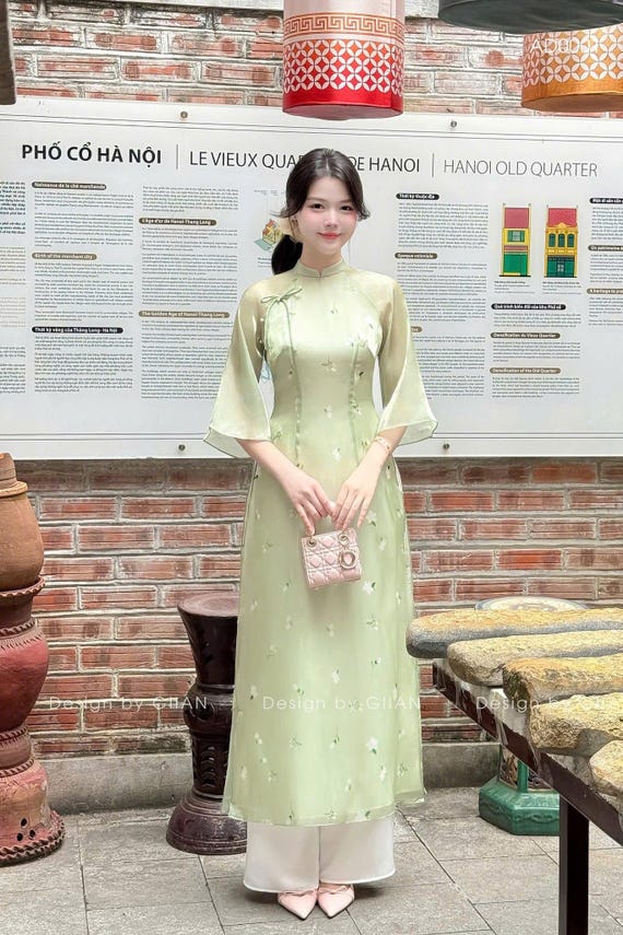 Royal Blue Gam Hoa Gió Áo Dài | Pre-made Traditional