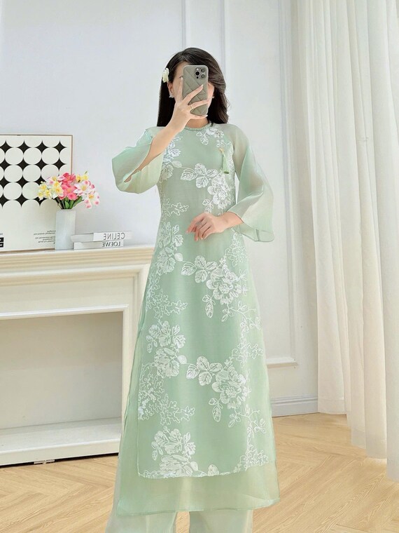green emerald velvet dress Zapaka Women Grey Green Printed Flower Bridesmaid Dress with Slit Square Neck Chiffon Wedding Guest Dress, Grey Green / US2