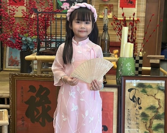 Pink Baby Girl Ao Dai Set: Tơ Vietnamese Dress with Headband