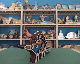 木製恐竜彫刻 ステゴサウルス　置物　インテリア 3D木製ステゴサウルスシーン：彫刻された恐竜のデスクオーナメント