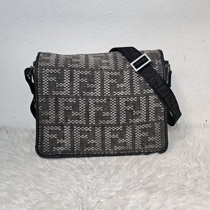 Bolsa mensageiro Fendi Zucchino autêntica