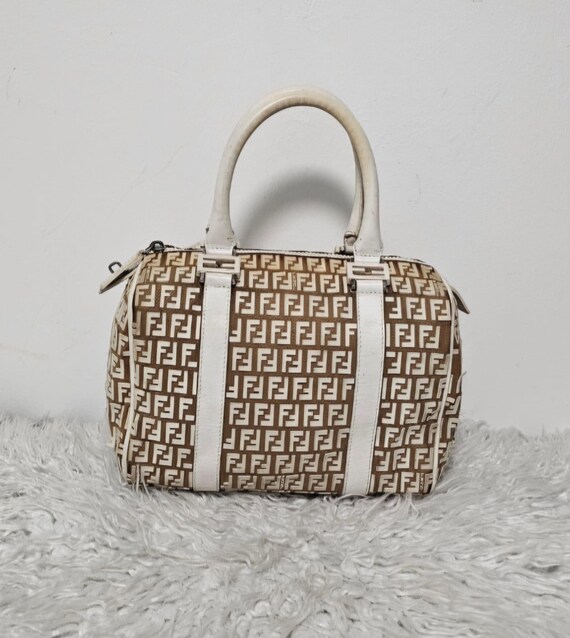 本物のフェンディ ズッキーノ FF ロゴ ボストンバッグ - Etsy 日本