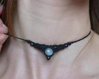 Moonstone macramé necklace / TERRALUCE choker / spiritual necklace