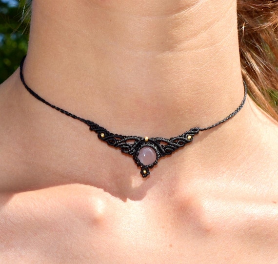 Collana macramè con quarzo rosa / girocollo TERRALUCE / collana spirituale