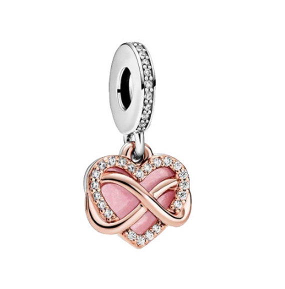 Pandora 2024 charms moments