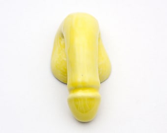 Porzellan Penis „Decorative Sex“ handgefertigt, gelbe Glasur