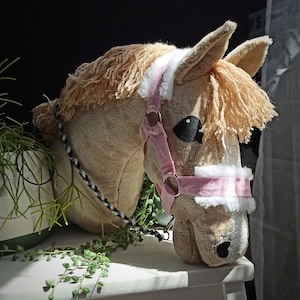 Light Pink Halter for Hobby Horse with Fur + Lead size A3
