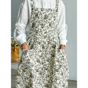 Cottagecore Retro Style Floral Gardening Apron Dress with Coffee and Beige colors, Flowers pattern Kitchen Apron, Garden Apron Dress