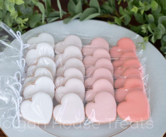 Pink Ombré Heart Cookie Favors, Set of 6, Birthday, Bridal, Baby Showers, Valentine Gift