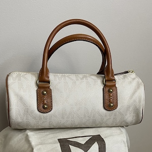 ¡NUEVO! Bolso tipo cartera con asa superior de lona revestida estilo barril estilo vintage Y2K de Michael Kors.